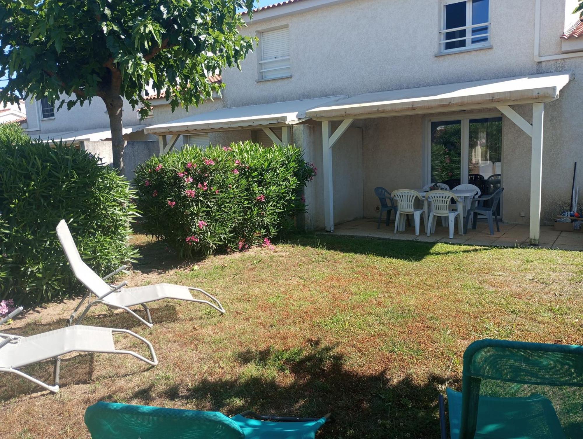 Villa Climatisee A Nuciola Prunete Entre Mer, Montagne Et Piscine Cervione Exterior foto
